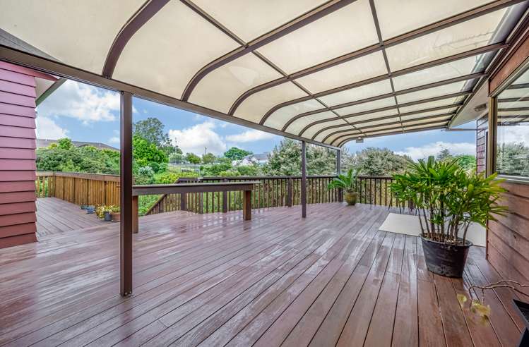 12 Channing Crescent Botany Downs_16