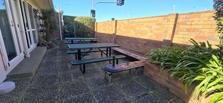 37 Taharoto Road Takapuna_6