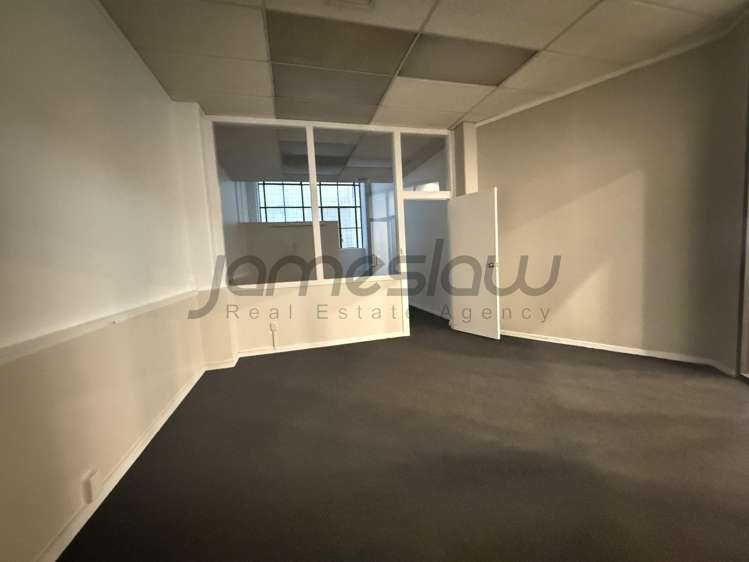 5/GF/87-93 Queen Street City Centre_4