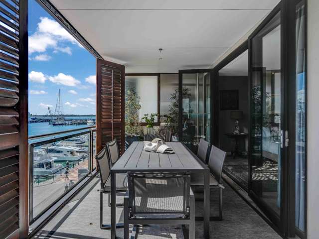 301/121 Customs Street West 10015_1
