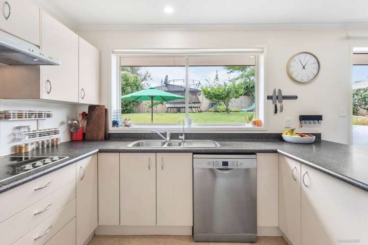35 Isabella Drive Pukekohe_3