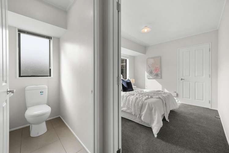 1/7 Amadeus Place Northpark_17