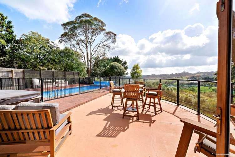 272 Redoubt Road Totara Park_4