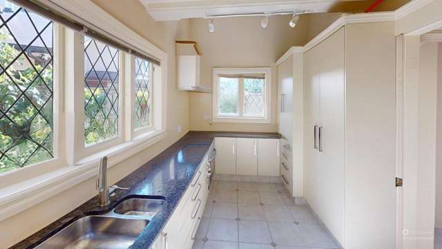 2/22 Dahlia Street 10930_3