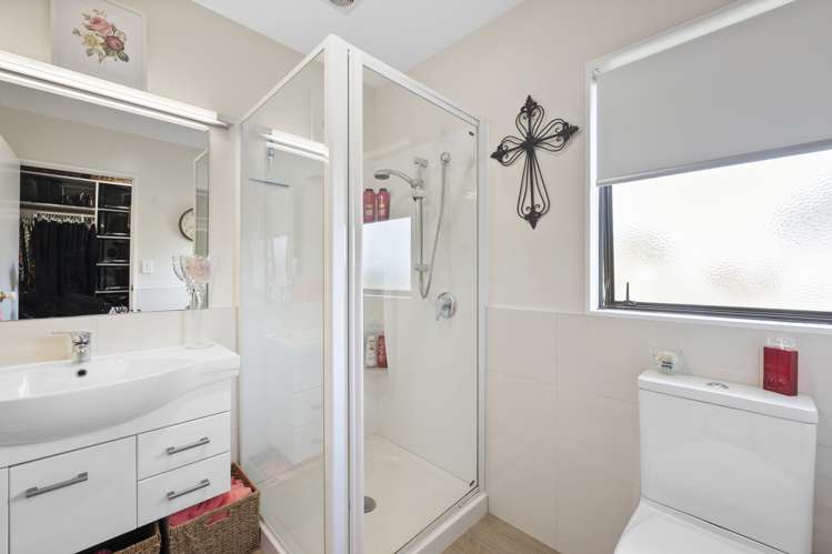 3 Kirk Lane Owhata_13