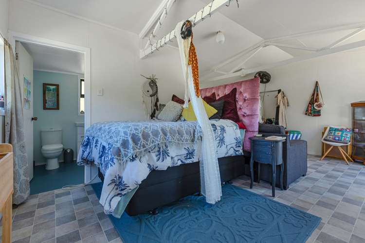 558 Backriver Road Peria_16