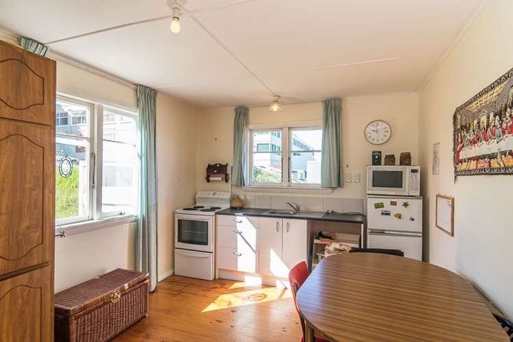 12 Seaview Road Paraparaumu Beach_10