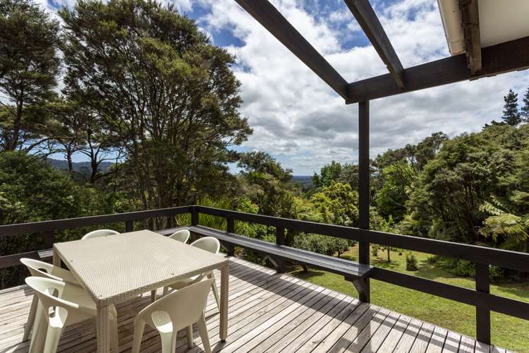 14 North Way Titirangi_6