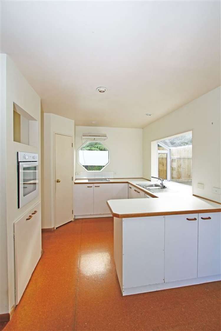 2/418 Beach Road Mairangi Bay_5