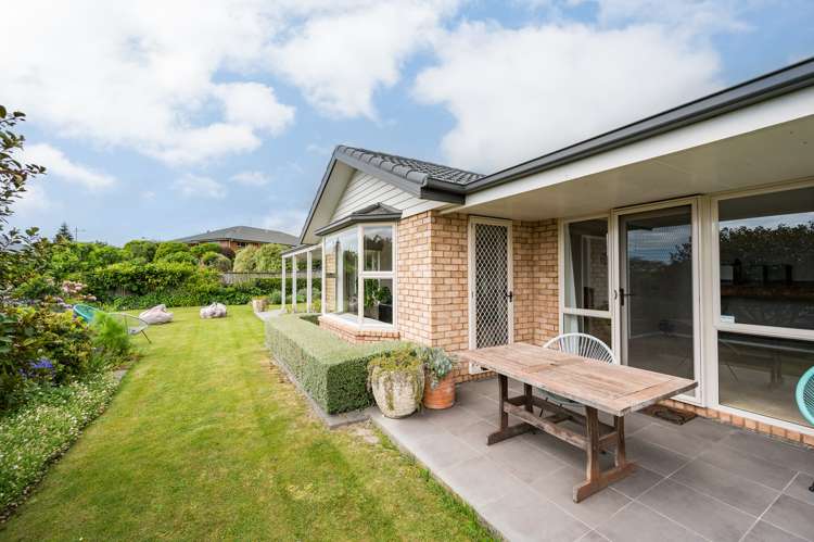 5 Stanhope Rise Richmond_21