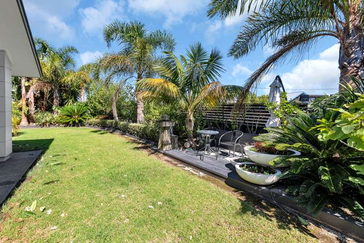 2 Paradise Point Place One Tree Point_23