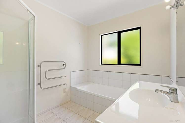 8 Pegasus Terrace Gulf Harbour_8