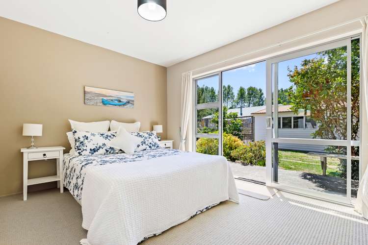 2 Mckenzie Place Waikuku Beach_6