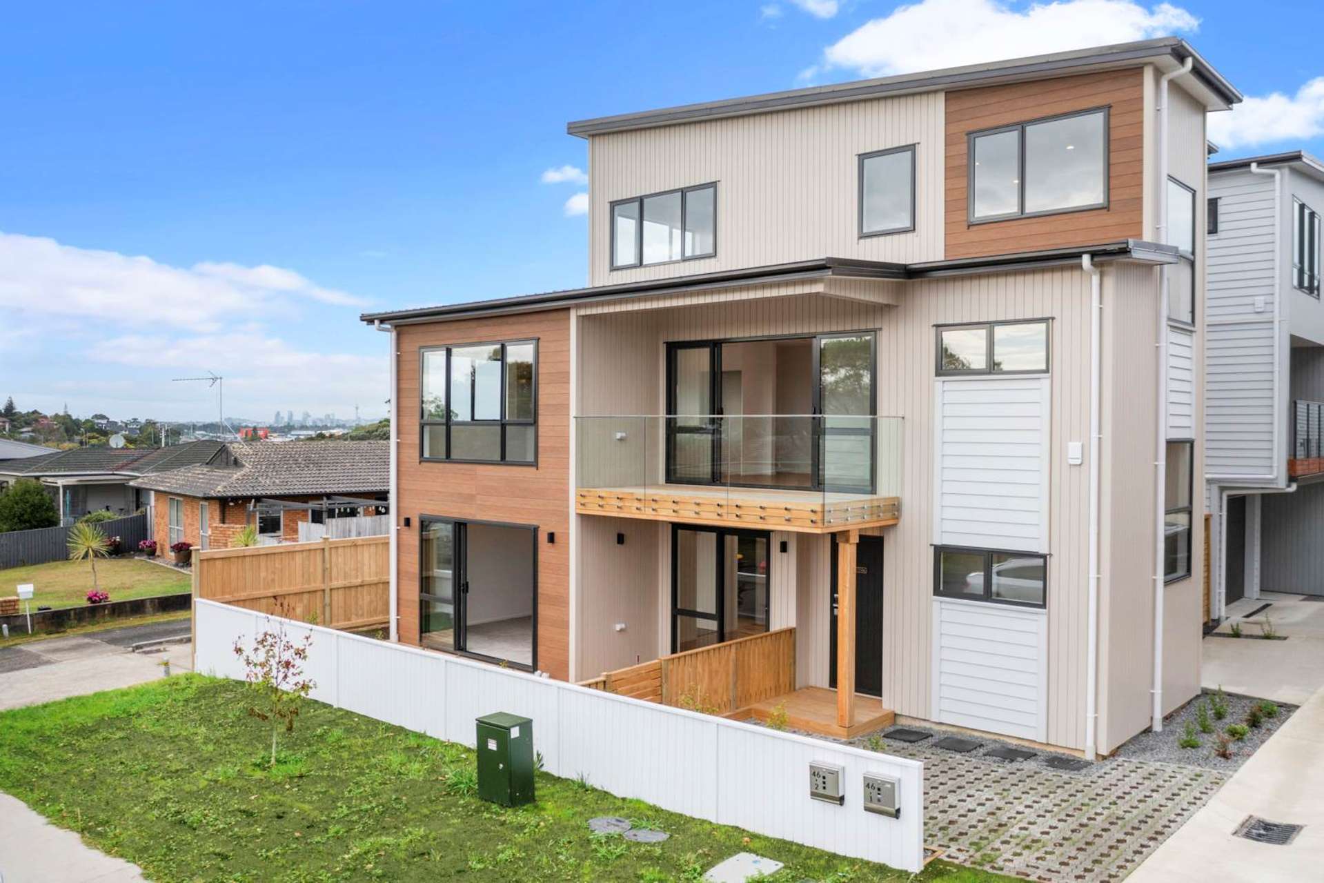 1/46 Cockayne Crescent Sunnynook North Shore City Houses for Sale