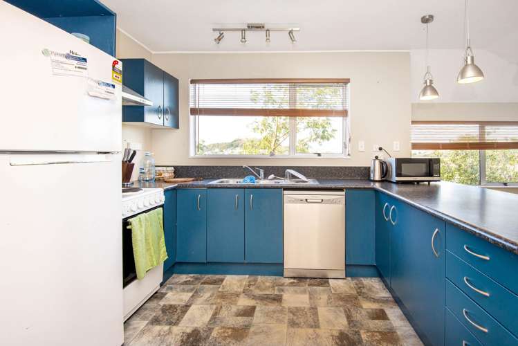 89 Kahu Road Paremata_11