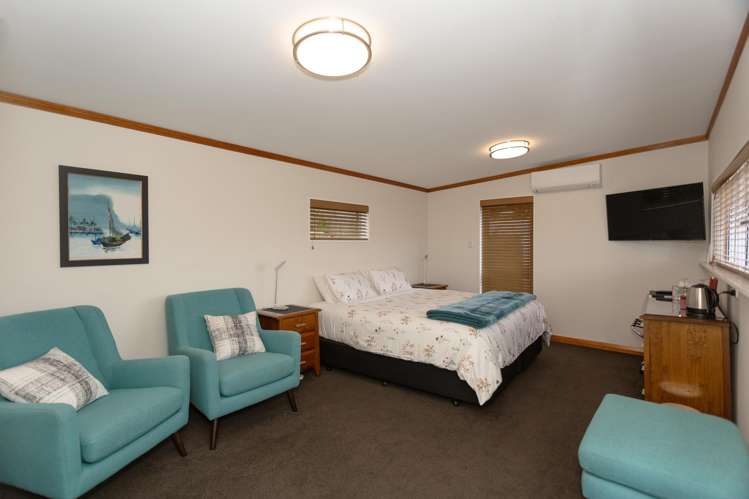 33 Wellington Street Enfield_25