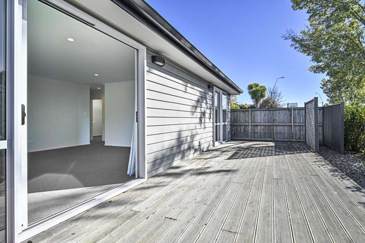 2 Tara Lane Parkvale_12