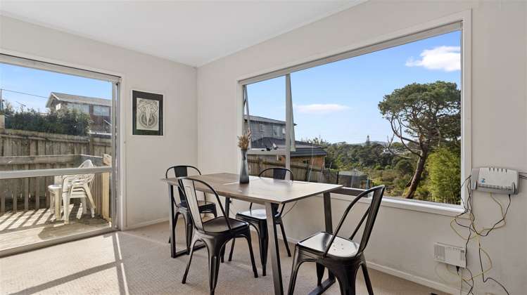 2/111 Tirimoana Road Te Atatu South_4