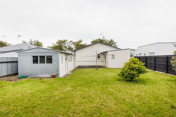 194 Ferguson Street West End_20