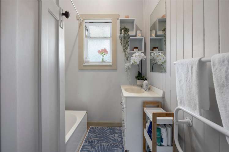 112a Clayton Road Mangakakahi_9