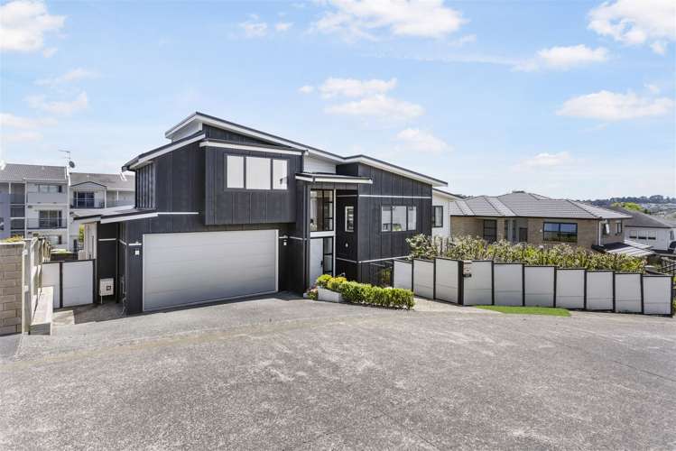 97 Medallion Drive Oteha_16