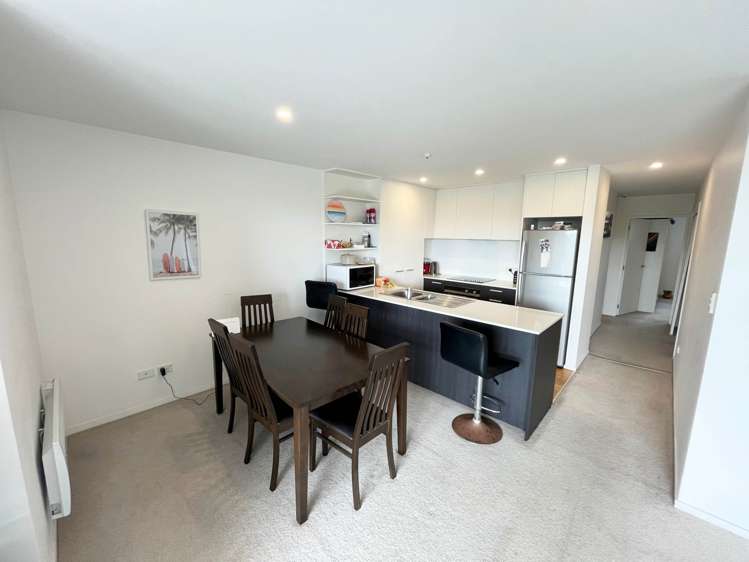 60/8 Thompson Park Road Mt Wellington_3