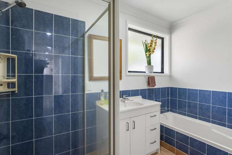 1 Highfields Terrace Henderson_12