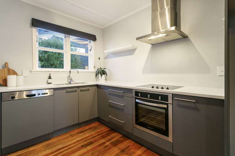 34a Wellesley Road Mangere Bridge_5