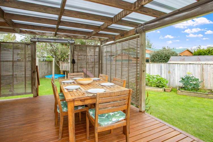 9 John F Kennedy Place Glen Eden_3