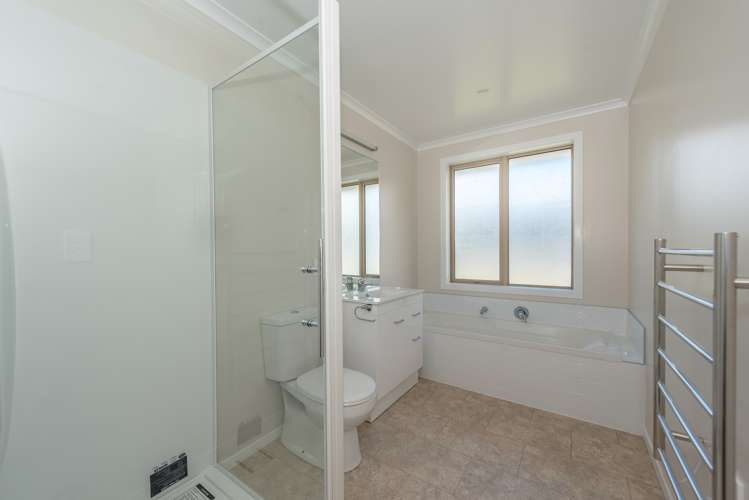 1 Views Taha Lane Ngaruawahia_8