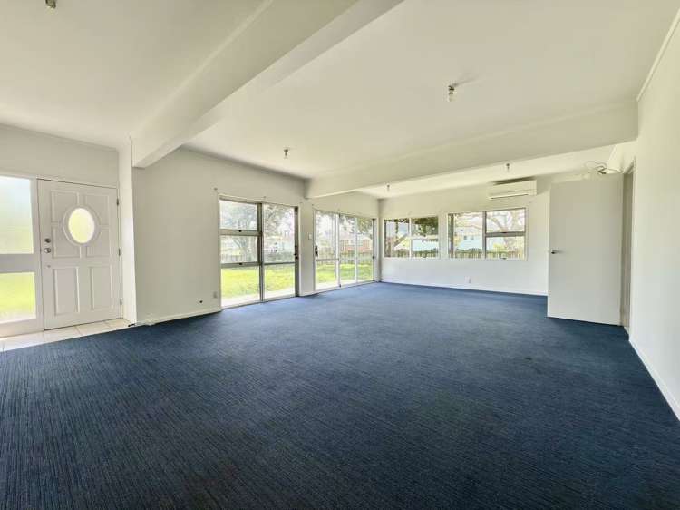2 Carey Place Otara_1