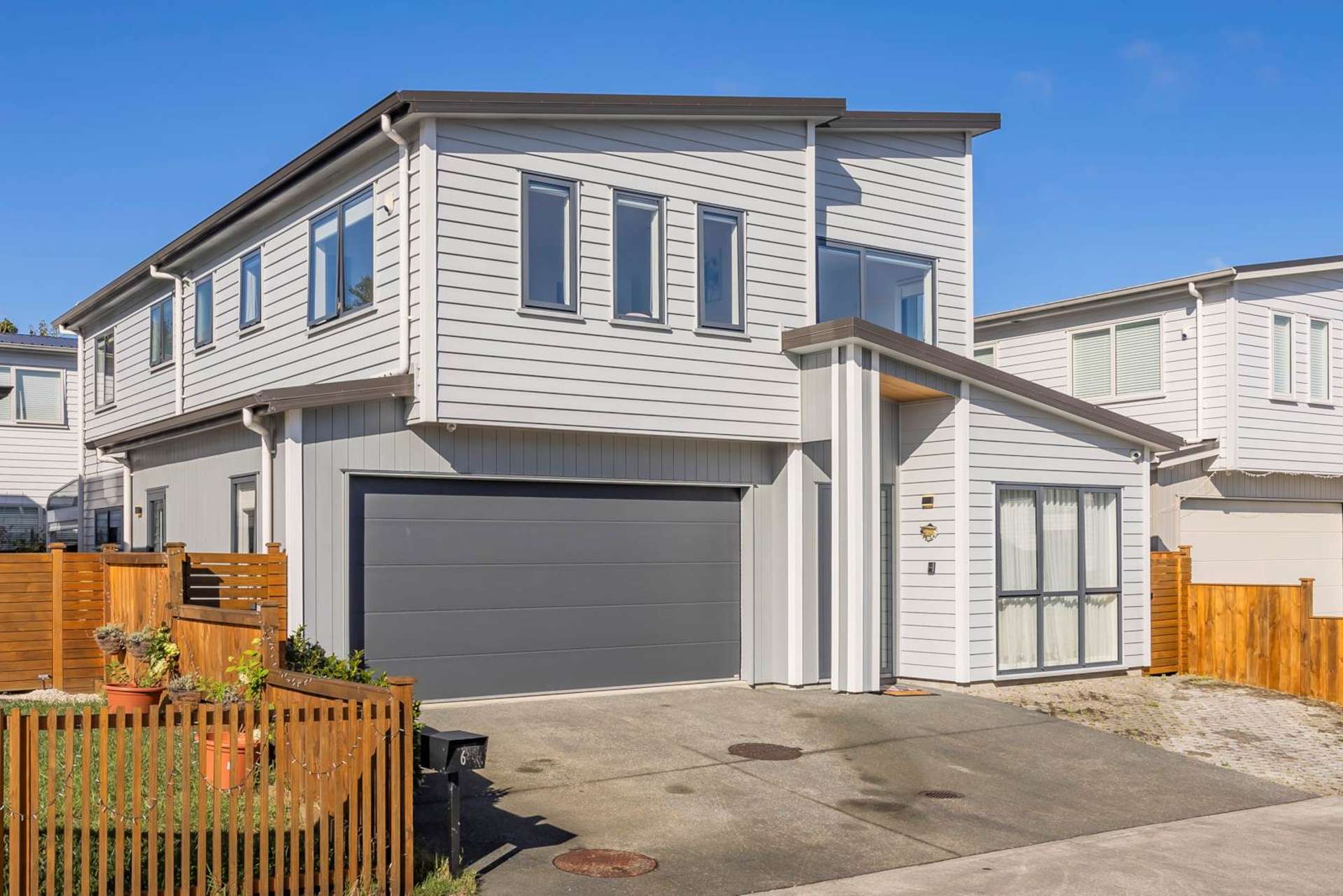 6 Arorangi Rise Te Atatu Peninsula_0