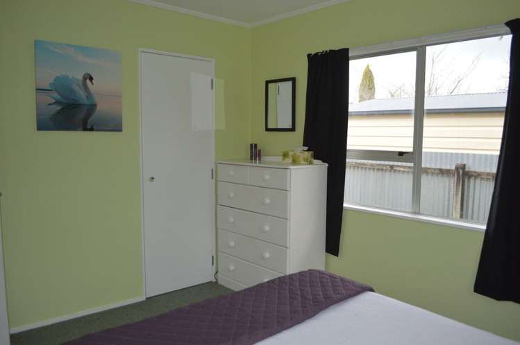 12 Moore Crescent Carterton_12