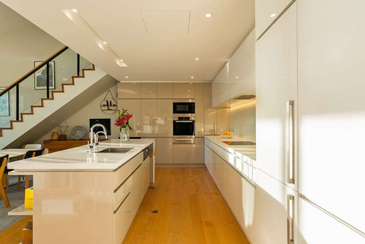 3b/6 Clyde Quay Wharf Te Aro_10