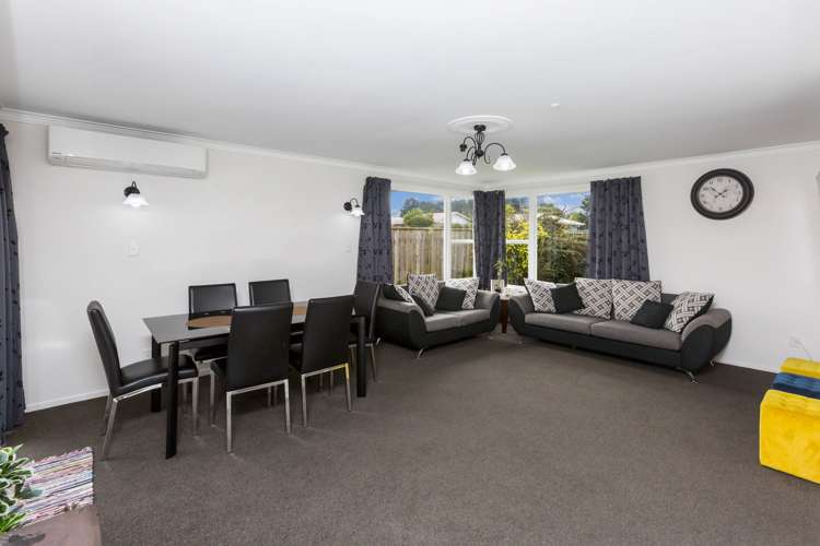 21 Totara Park Road Clouston Park_6