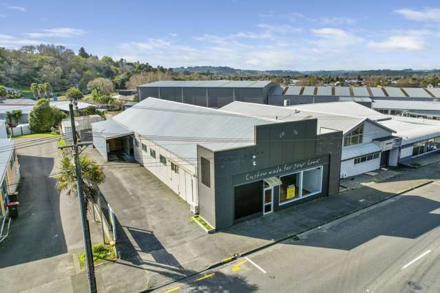 High-traffic, light-industrial premises for lease