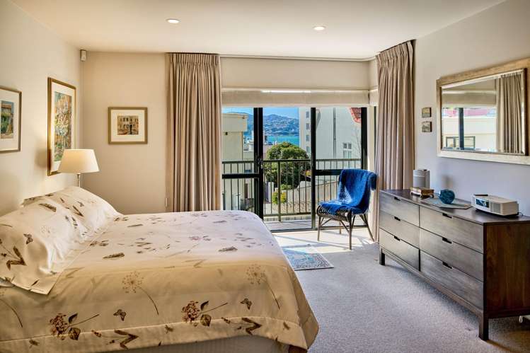 12/22 Oriental Terrace Oriental Bay_8