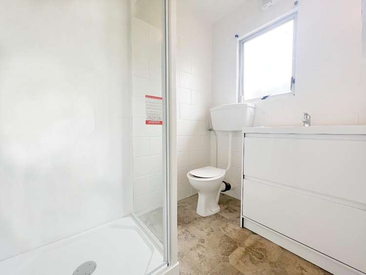 2/239 Old Farm Road 1074_9