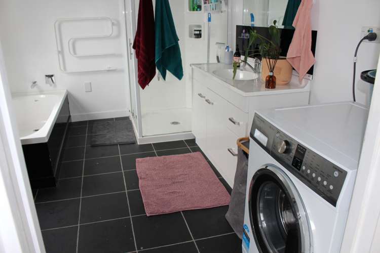 43 Blake Street Blaketown_5