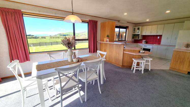 7 Drury Street West Colac Bay_3