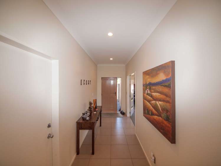 43 Erlestoke Crescent Churton Park_11