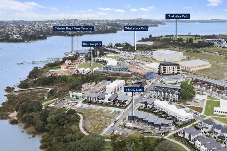 1 Brolly Lane Hobsonville_12