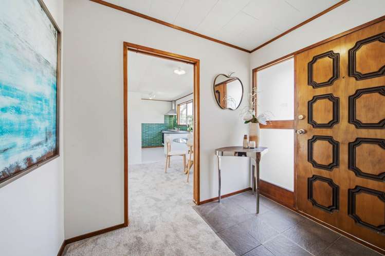 52 Te Irirangi Drive Clover Park_13