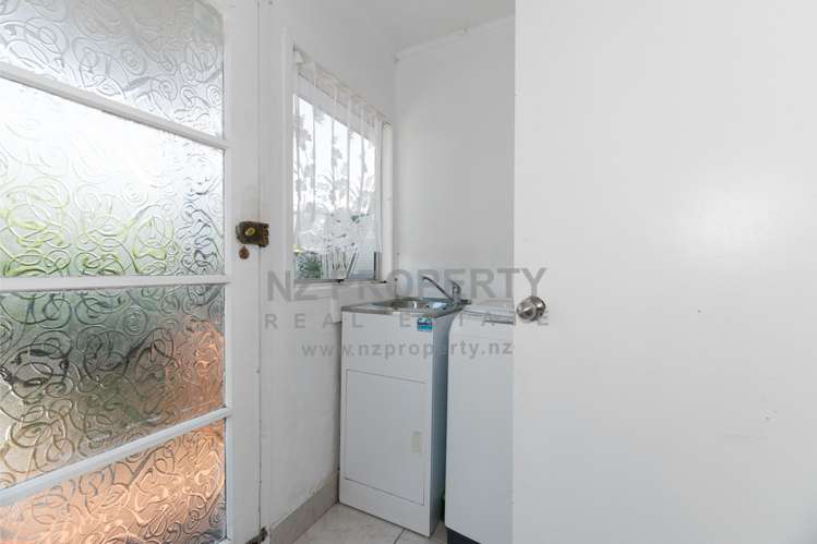 46 Parrs Cross Road Henderson_14