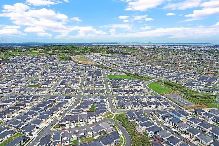 16 Cloonlyon Drive Flat Bush_26