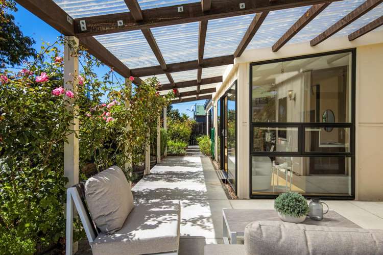 14A Brian Bary Street Redwoodtown_1