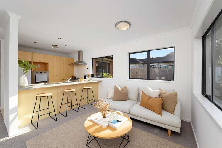 7 Fairford Avenue Henderson_8