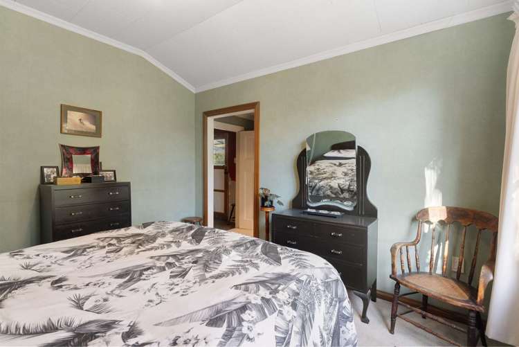 5625 West Coast Road Springfield_12