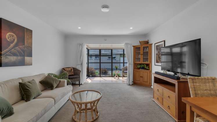 2/17 Edgeware Road Saint Albans_6