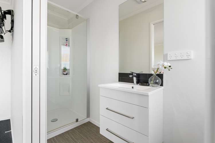 8c East Ridge Grove Newstead_25